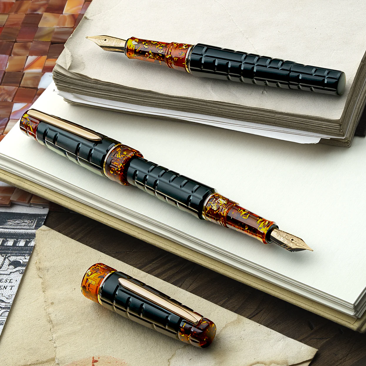 Benu Tessera Fountain Pen Black Amber - Image 4