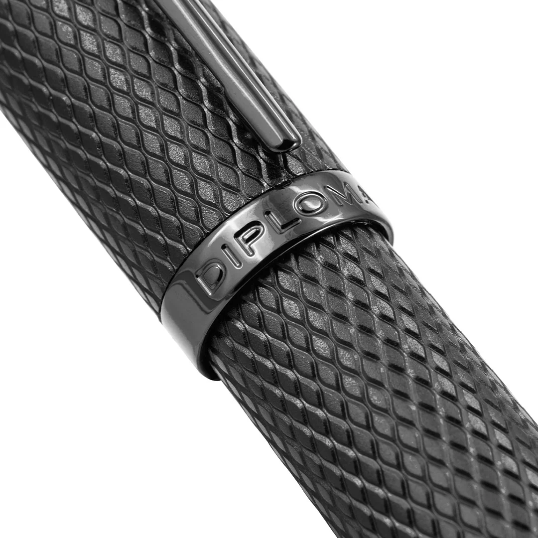 Diplomat Viper Guilloche Fountain Pen Black - Image 2