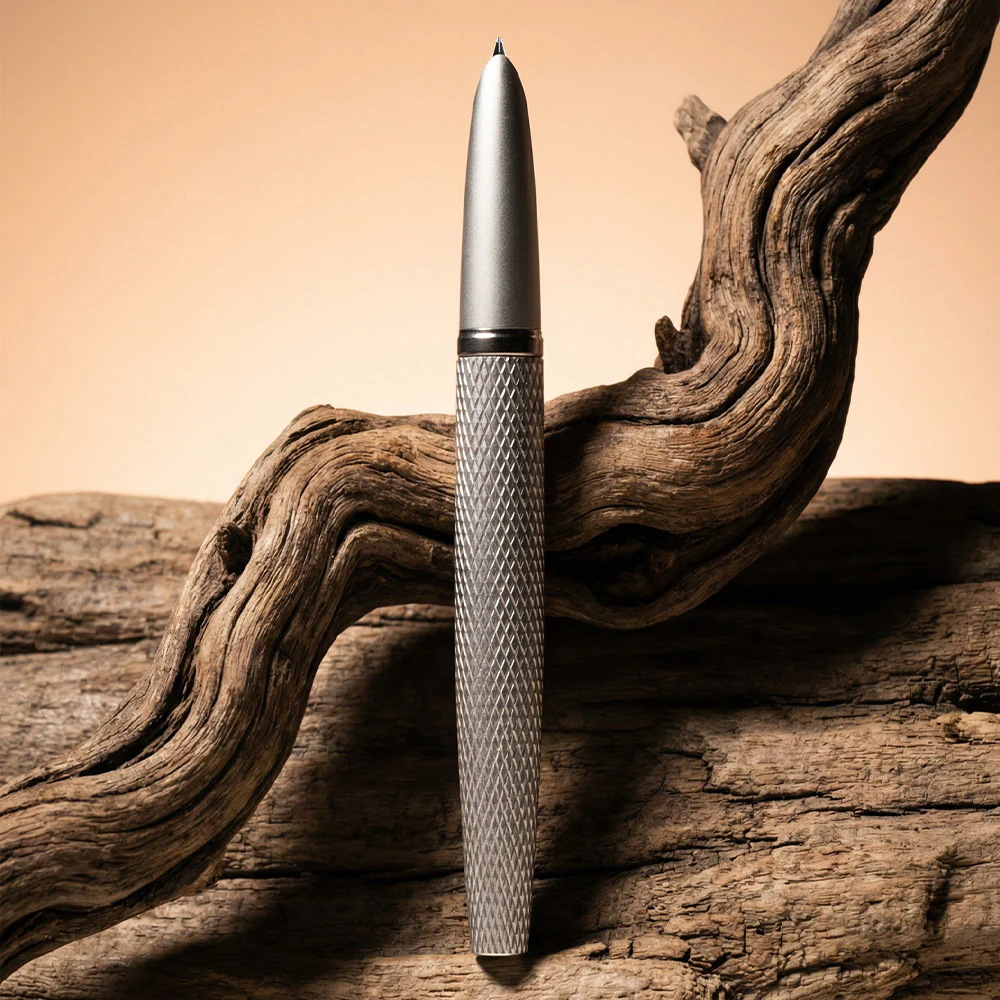 Diplomat Viper Guilloche Fountain Pen Silver - Image 3
