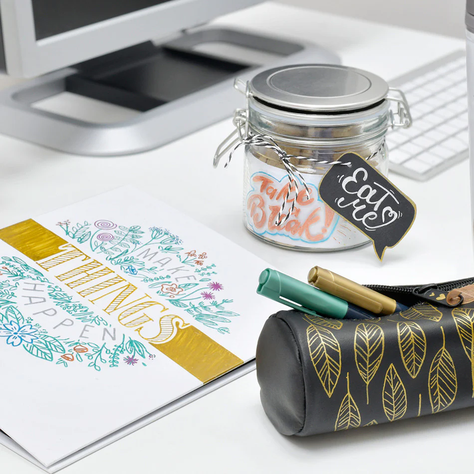 Faber-Castell Metallic Marker Set of 6 Assorted - Image 3