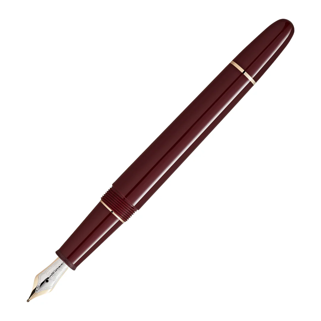 Montblanc Meisterstück Burgundy Red Classique Fountain Pen - Image 4