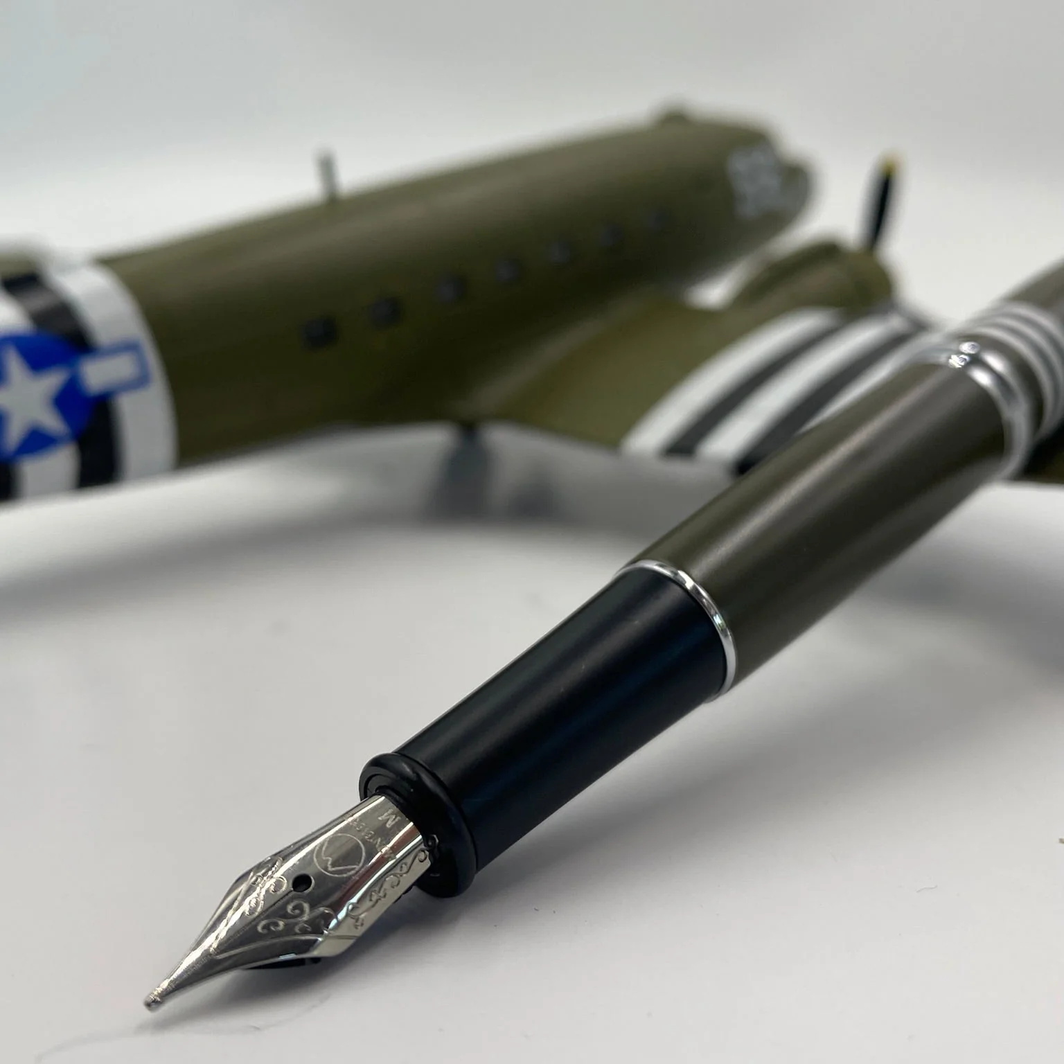 Monteverde Dakota Fountain Pen Military Green - Image 4