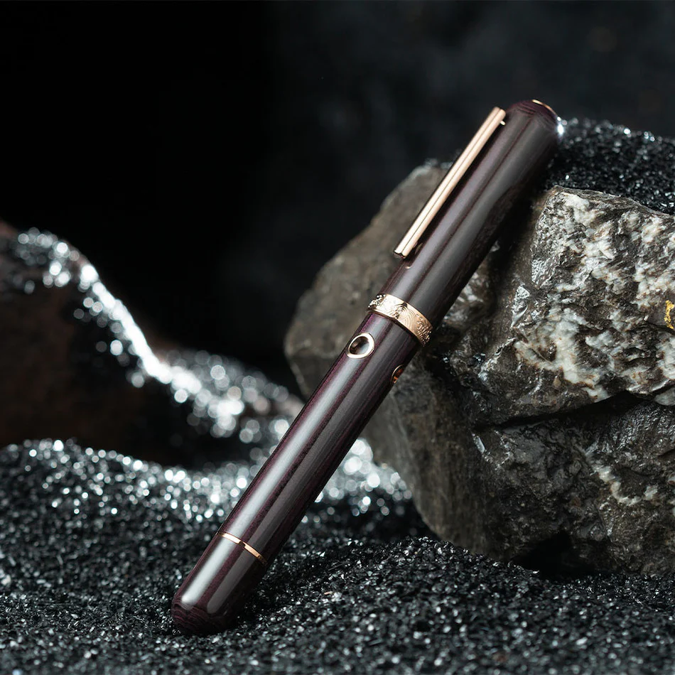 Nahvalur Nautilus Fountain Pen Stylophora Berry - Image 5