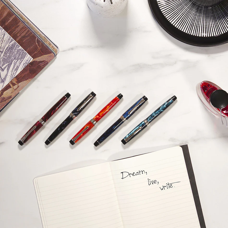 Pilot Custom Heritage SE Fountain Pen Green - Image 5