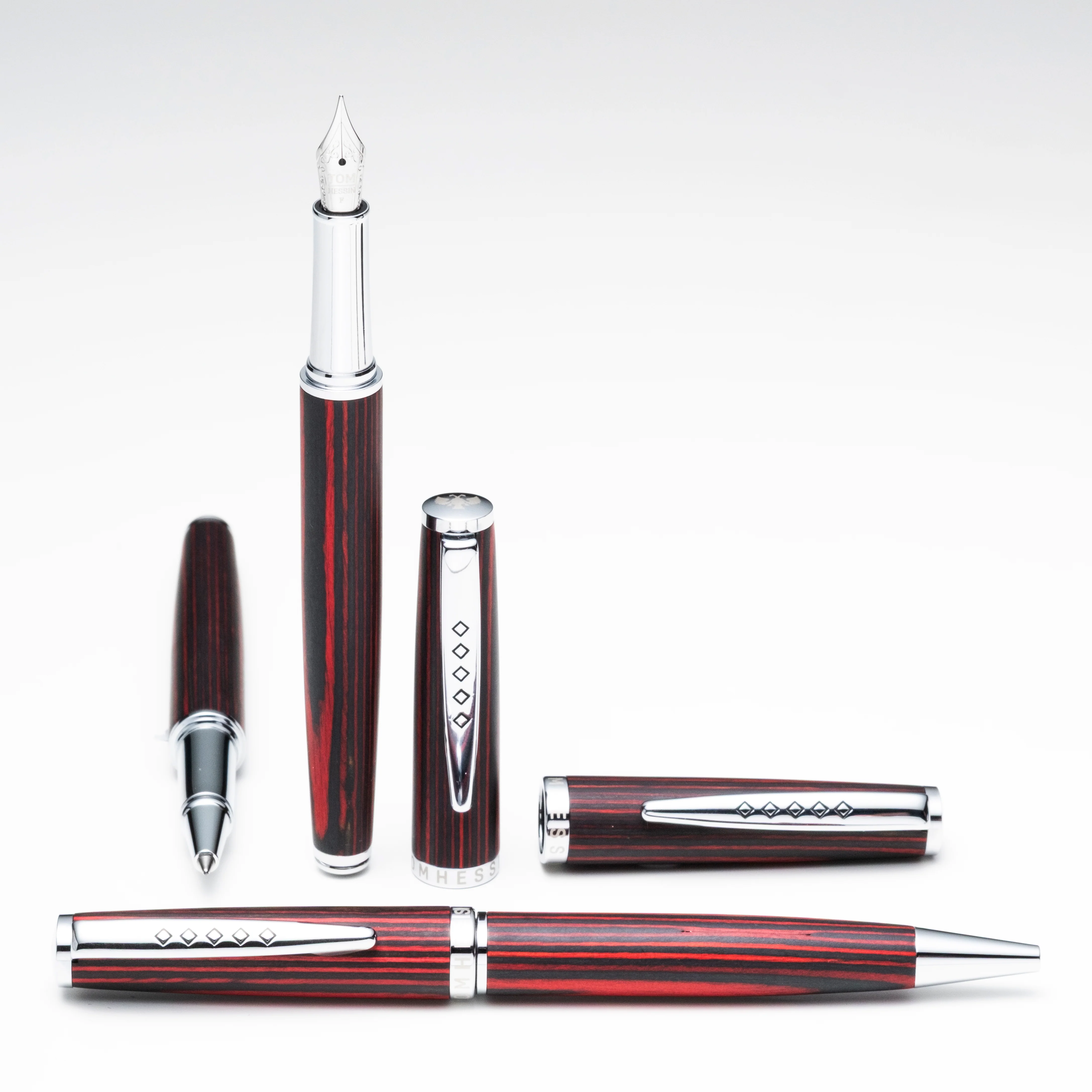 Tom Hessin Edinburgh Wooden Barrel Fountain Pen Forth Bridge Red - Image 4