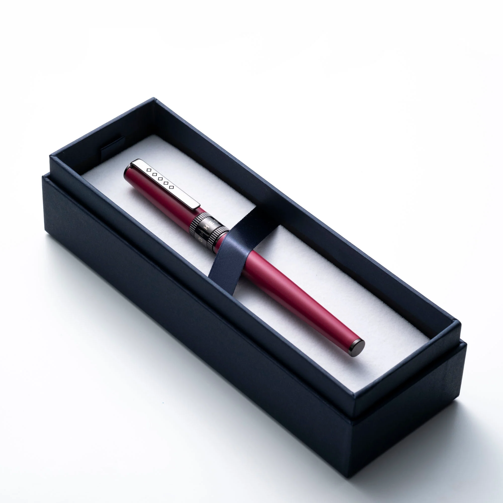 Tom Hessin Rebel Rollerball Pen Jewellers Rouge - Image 2