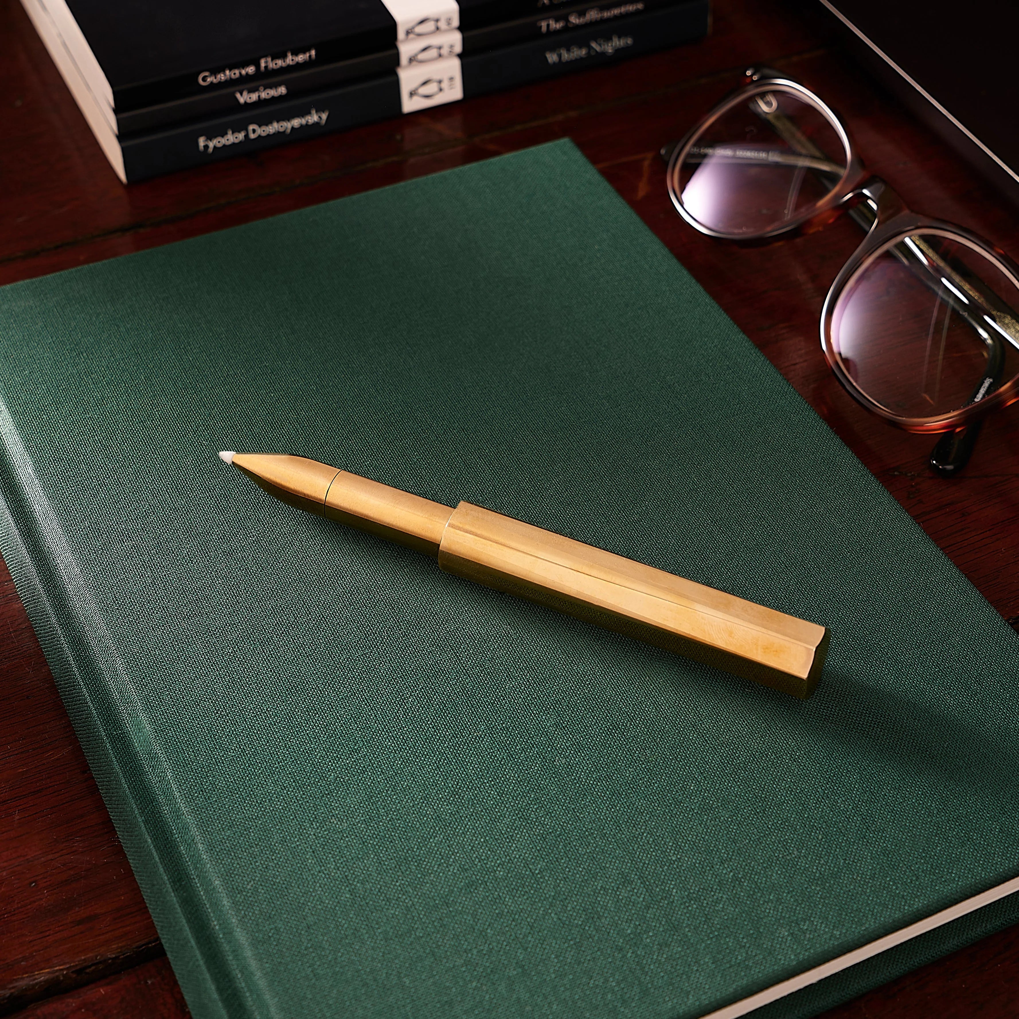 Tom's Studio The Wren Refillable Writing Pen Brass - Image 3