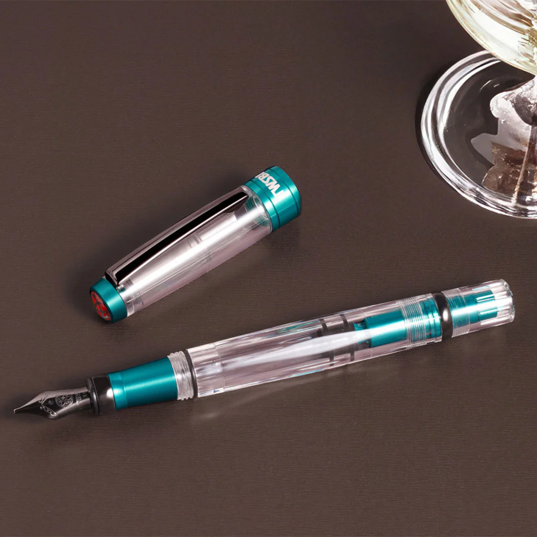 TWSBI Diamond 580ALR Fountain Pen Caribbean with Onyx - Image 2