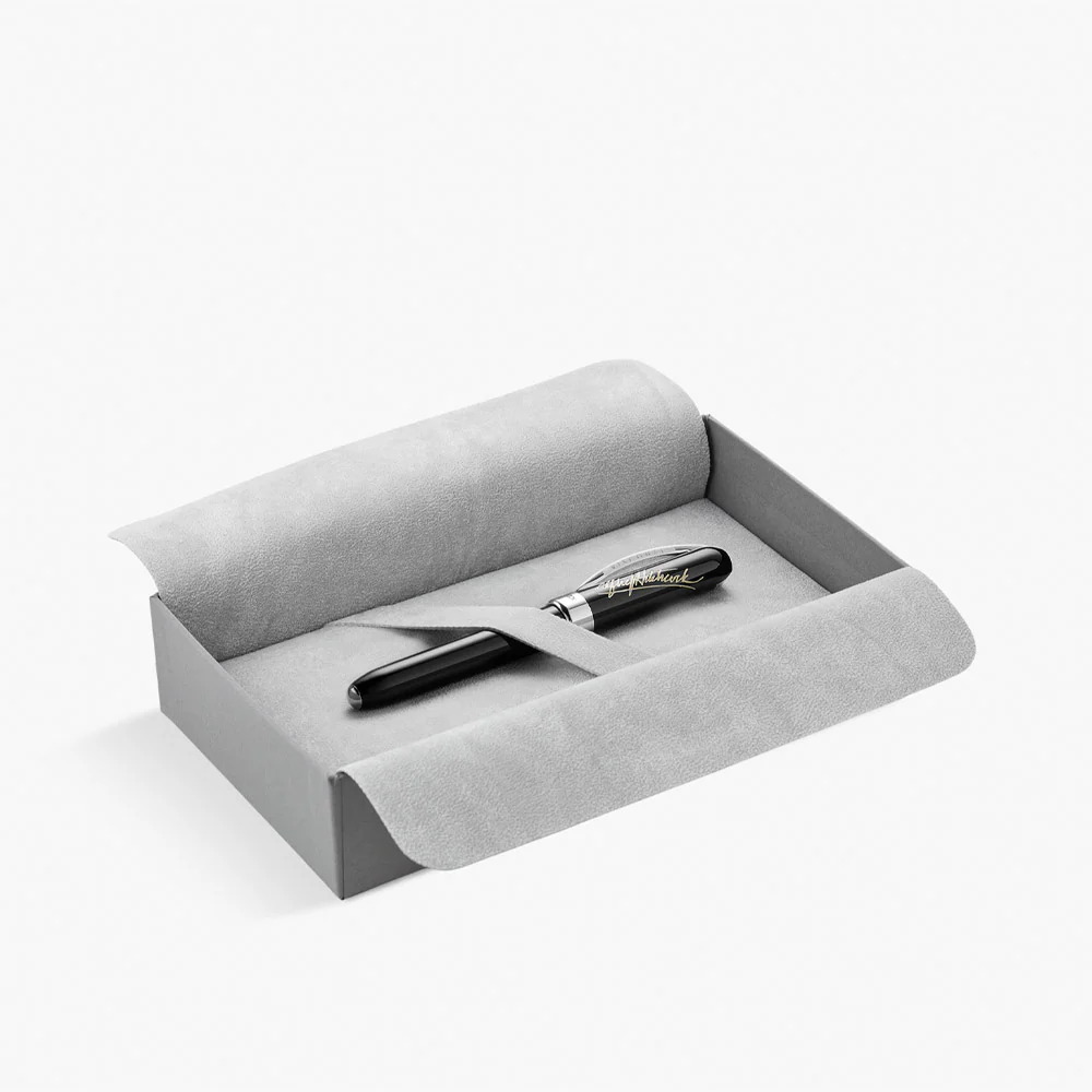 Visconti Alfred Hitchcock Fountain Pen - Image 9